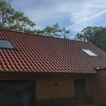 Das Dach ist schön. Die Schüssel kommt da NICHT hin!